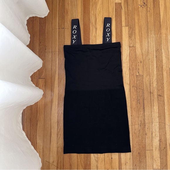 SASSY ROXY body-con mini from Hailey Bieber collab - Picture 5 of 5